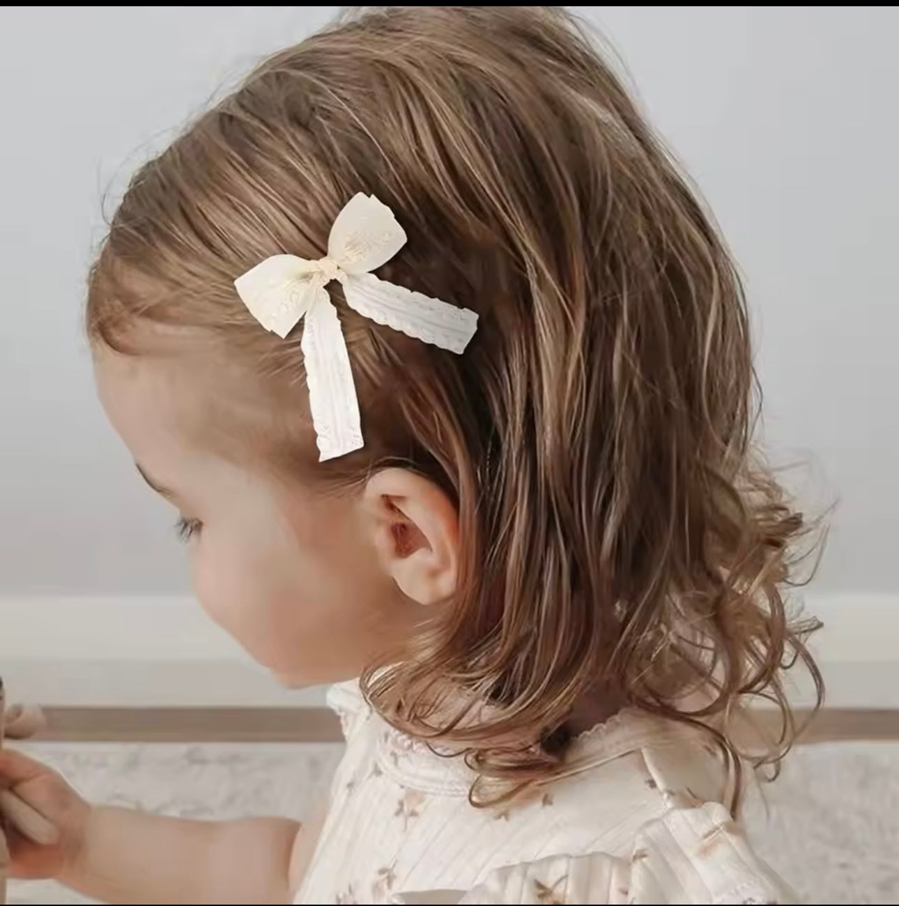 1 pc lace design hair bow